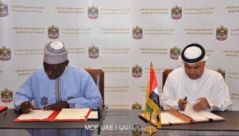  الإمارات والكاميرون وقعا اتفاقية تجنب الازدواج الضريبي في 2017