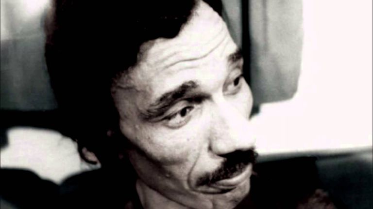 الشاعر المصري أمل دنقل