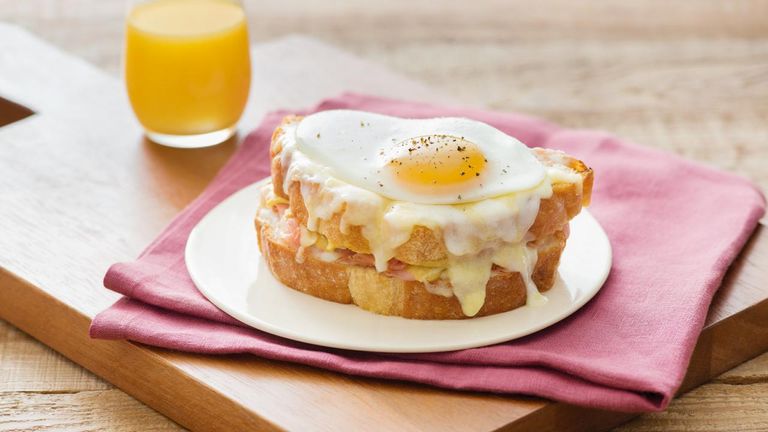 شطيرة الآيس كريم من أشهر وجبات الإفطار في إيطاليا - صورة أرشيفية