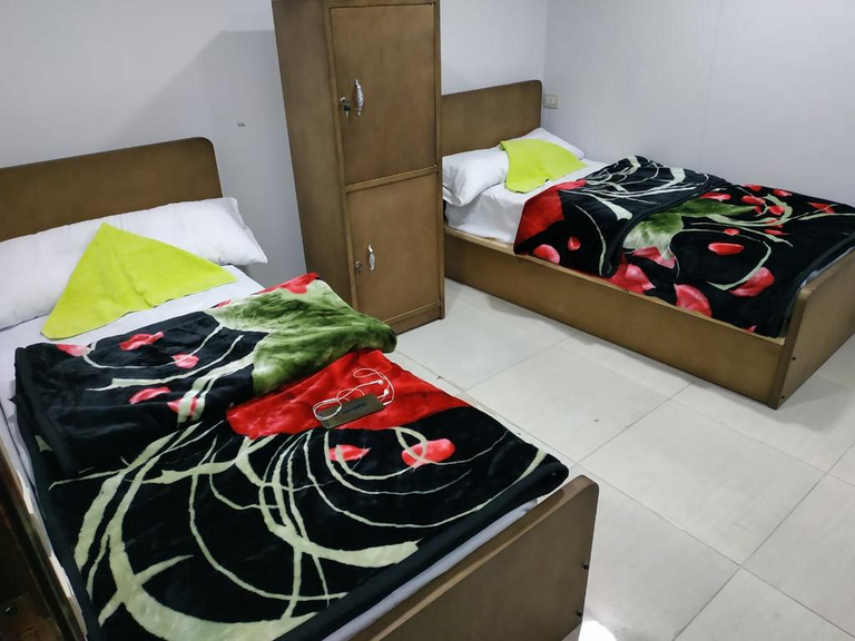 الأهرامات أشهر المعالم السياحية بالقاهرة