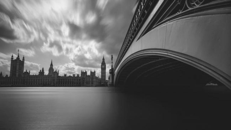 المصور الفوتوغرافي البريطاني إيان ترهيرنيه