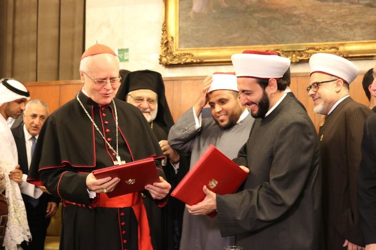 خلال توقيع الاتفاقية