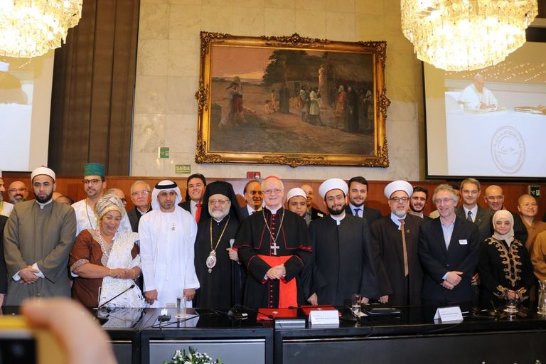 خلال توقيع الاتفاقية