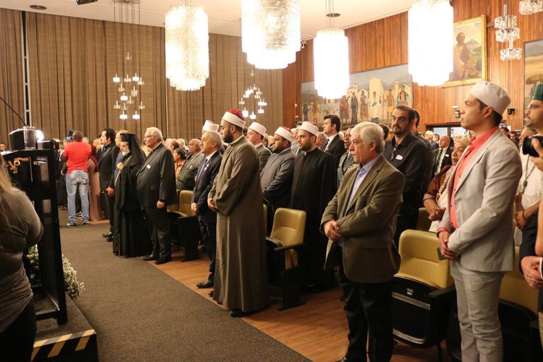 خلال توقيع الاتفاقية