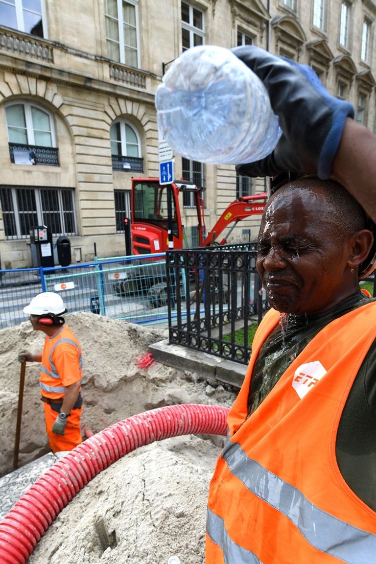 الحر يجتاح عدة عواصم أوروبية