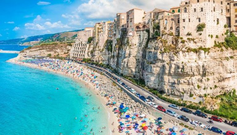 أفضل الوجهات الصيفية منخفضة التكلفة في إيطاليا