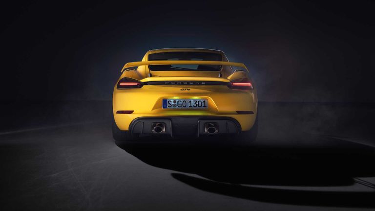 بورش 718 Cayman GT4
