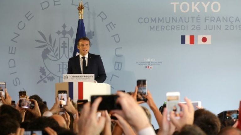 شعارا رينو ونيسان - رويترز