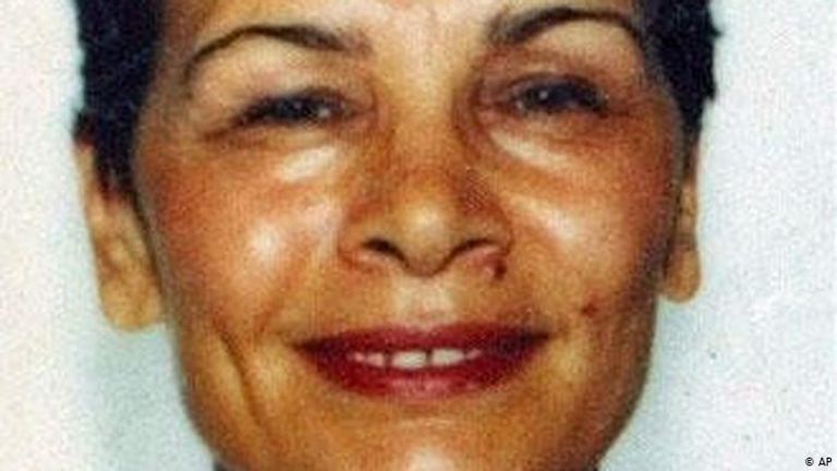 زهرا كاظمي وقائع تعذيب مروعة في سجون إيران