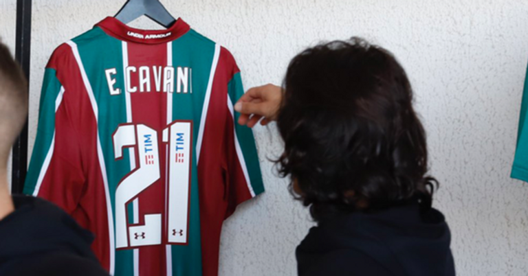 قميص كافاني المهدى من فلومينيزي