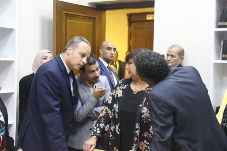 وزيرة الثقافة المصرية أثناء افتتاح قصر ثقافة السينما