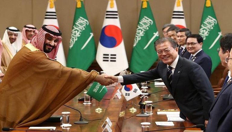 الأمير محمد بن سلمان ورئيس كوريا الجنوبية - رويترز