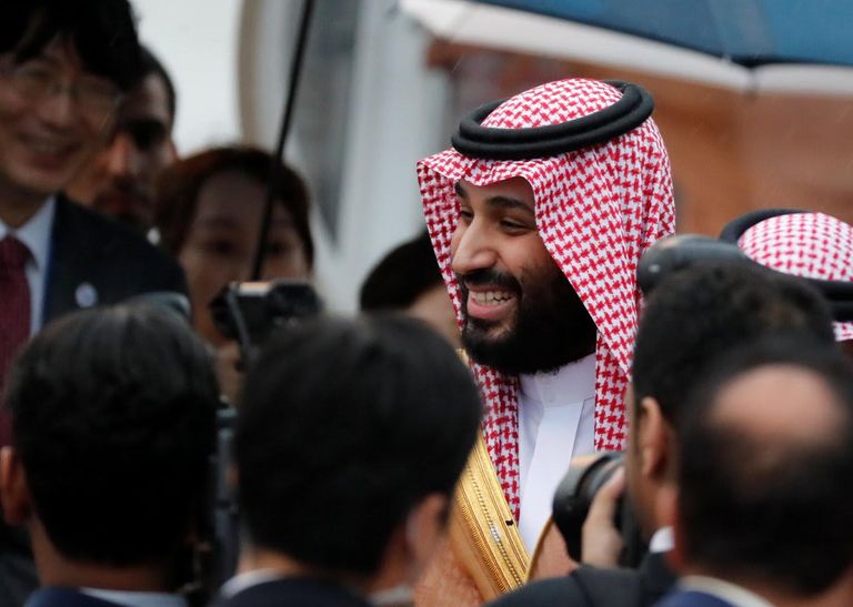 جانب من وصول ولي العهد السعودي الأمير محمد بن سلمان إلى اليابان ولي العهد السعودي الأمير محمد بن سلمان يصل إلى اليابان