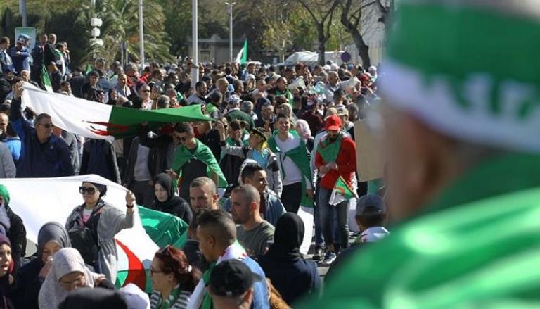 أحداث رياضية وسياسية واقتصادية ميزت أسبوع الجزائر