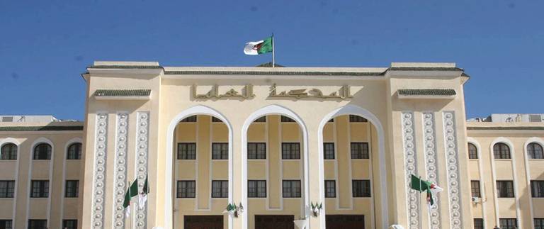 مقر المحكمة العليا الجزائرية أحداث رياضية وسياسية واقتصادية ميزت أسبوع الجزائر