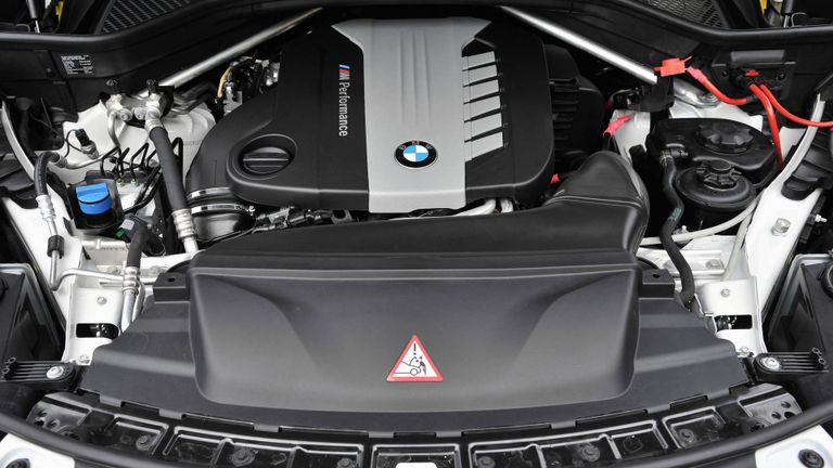 محرك طراز بي إم دابليو X5 M50d 