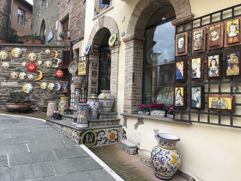 ديروتا.. مدينة أقدم متحف إيطالي للسيراميك