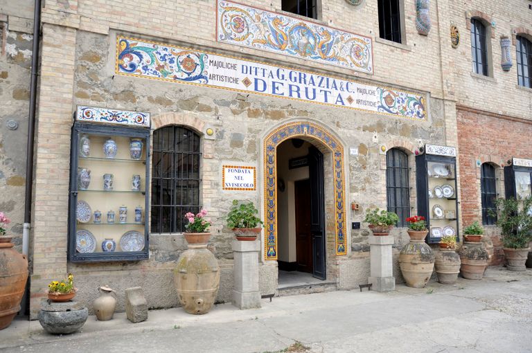 ديروتا.. مدينة أقدم متحف إيطالي للسيراميك