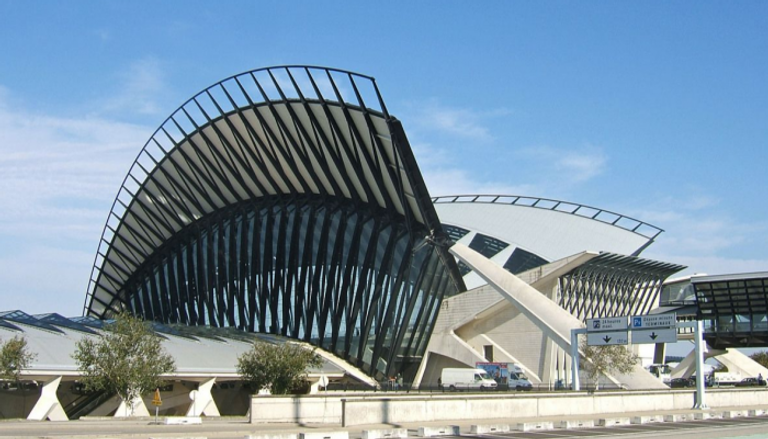 مطار Lyon-Saint Exupéry بمدينة ليون