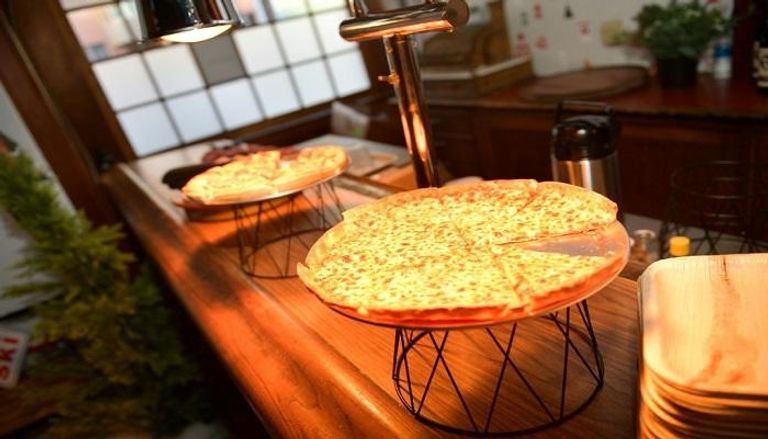 أول مطعم في جنوب إفريقيا يطلق بيتزا بطعم الحشيش