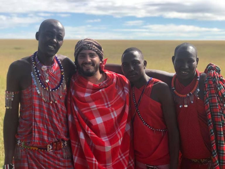 إبراهيم النجدي أثناء رحلته للسعودية بالدراجة النارية