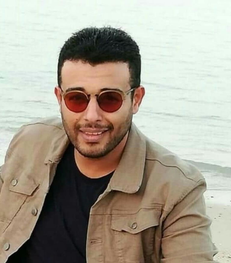 الشاعر المصري محمد الحديني