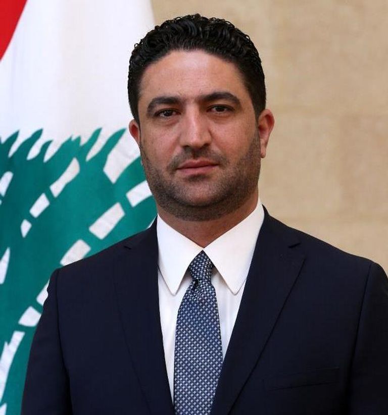 صالح الغريب، وزير المهجرين اللبناني