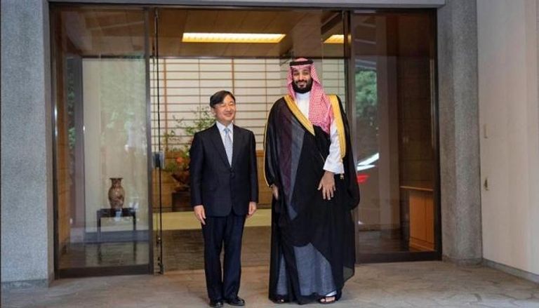 ولي العهد السعودي رفقة إمبراطور اليابان