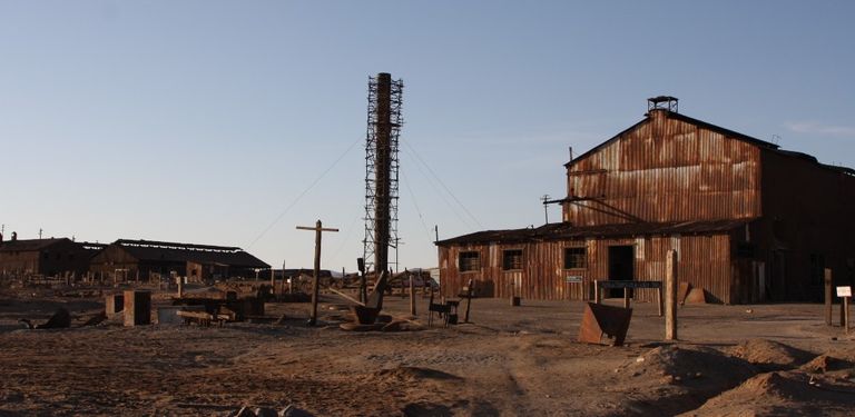 مصانع نترات الصوديوم في همبرستون وسانتا لاورا