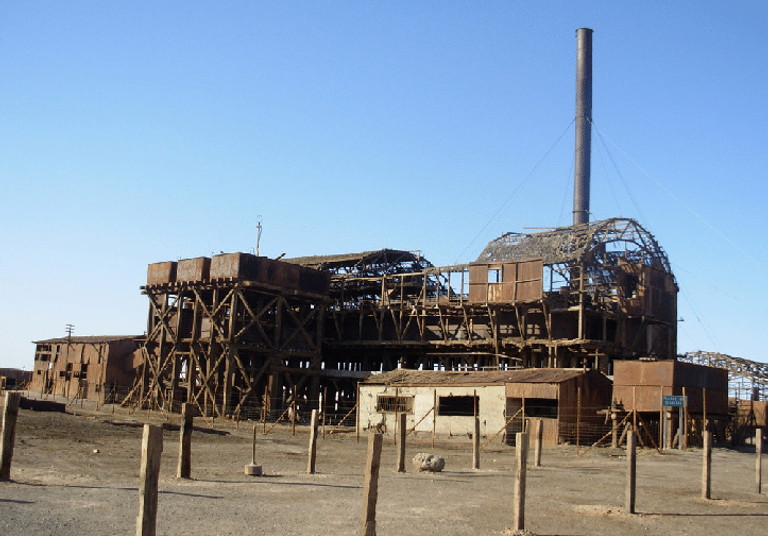 مصانع نترات الصوديوم في همبرستون وسانتا لاورا