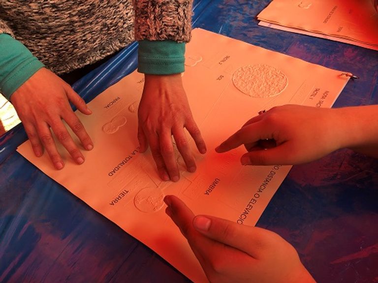 تشيلي تشهد كسوفا شمسيا 