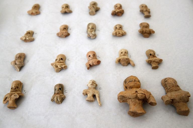 عدد من القطع الأثرية التي استعادتها باكستان