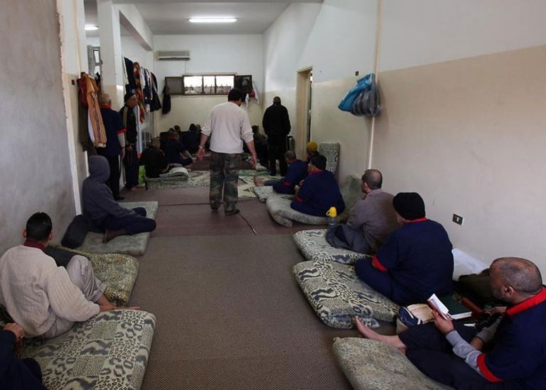 صورة تروج على أنها من داخل سجن معيتيقة سجن معيتيقة