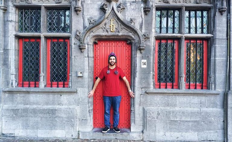 أنس حواري "رحال فلسطيني".. طموحه شهرة جواز سفر بلاده