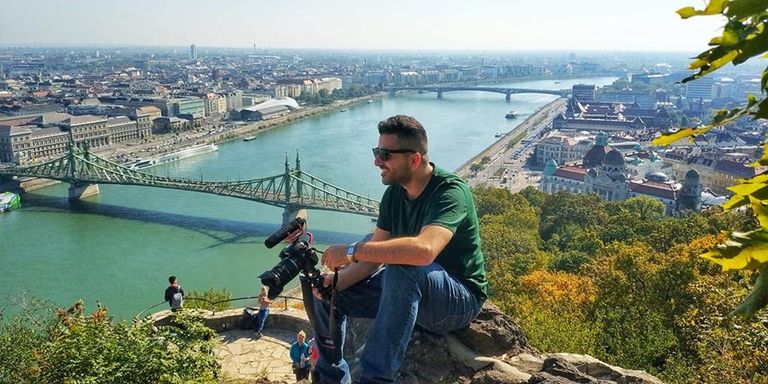 أنس حواري "رحال فلسطيني".. طموحه شهرة جواز سفر بلاده