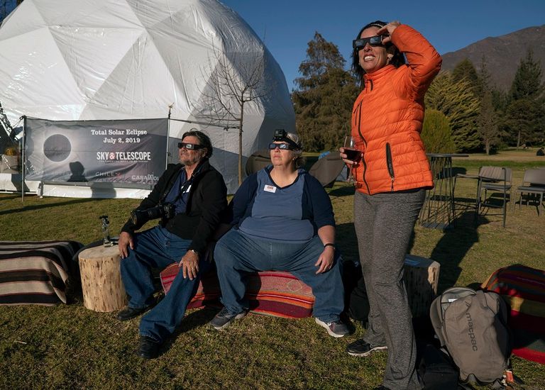 300 ألف شخص تابعوا الظاهرة الفلكية