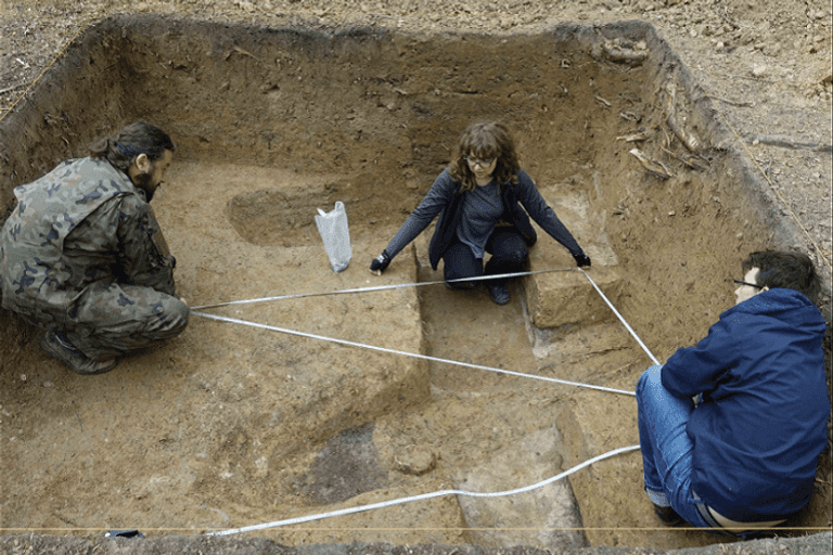 كانت هذه المشانق عقاب للأشخاص الذين اقترفوا جرائم خطيرة جدا