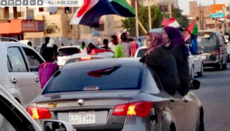 مظاهر الفرحة تعم الشارع السوداني بعد اتفاق "العسكري" والمعارضة