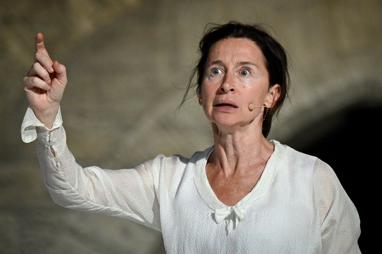 جانب من مسرحية "أرشيتكتور"