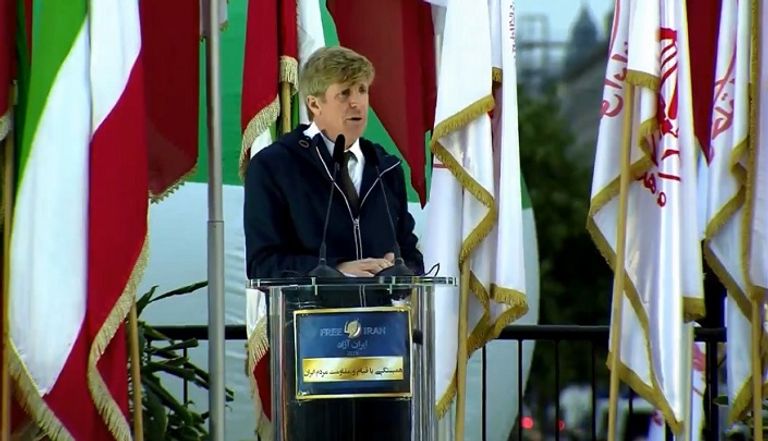 باتريك كينيدي عضو سابق في الكونجرس الأمريكي إدوارد لينتنر نائب وزير الداخلية الألماني السابق