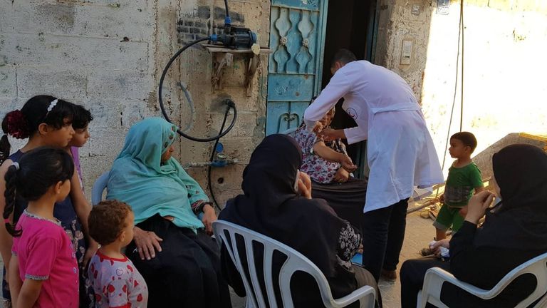 محمد أبو يوسف ومعدات التحاليل