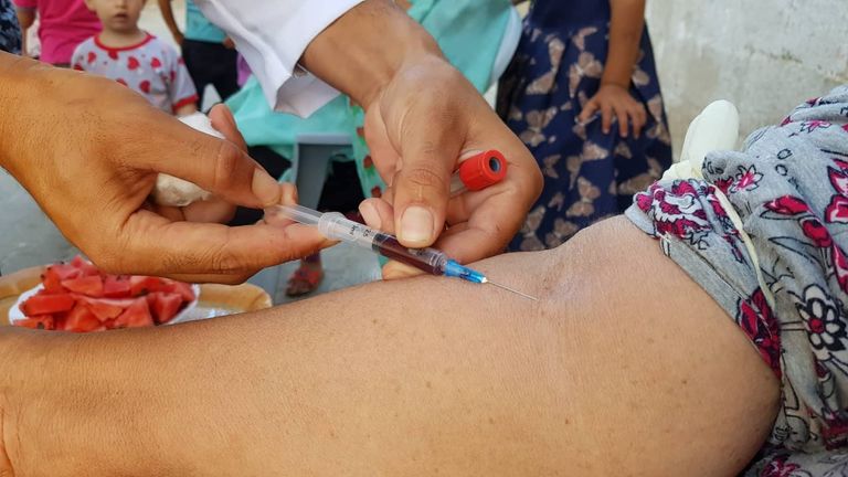 محمد أبو يوسف ومعدات التحاليل