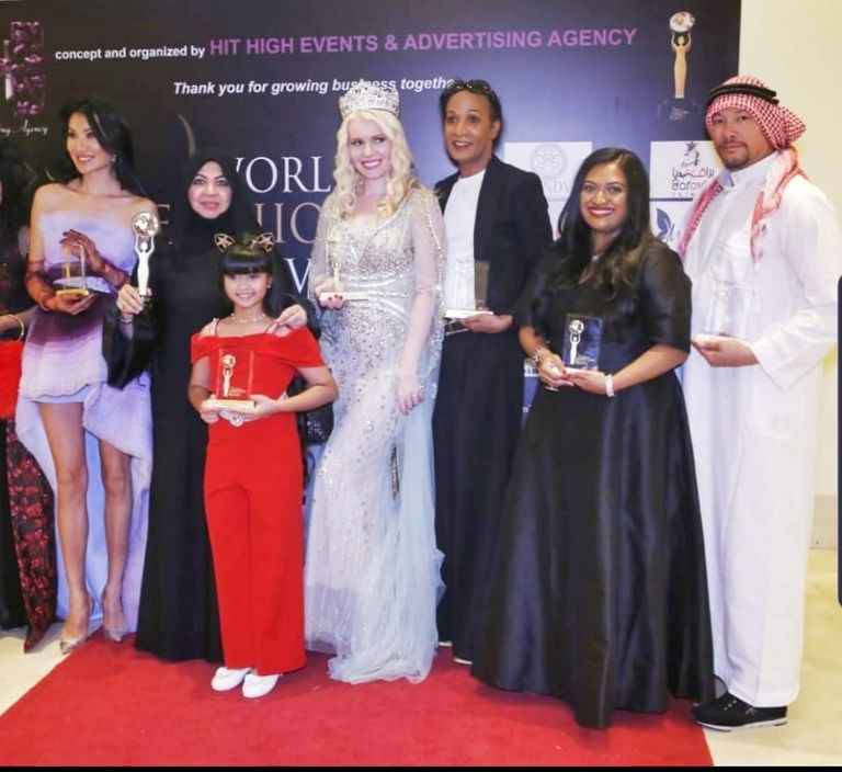 الكاتبة الألمانية مونيكا ميرجيو