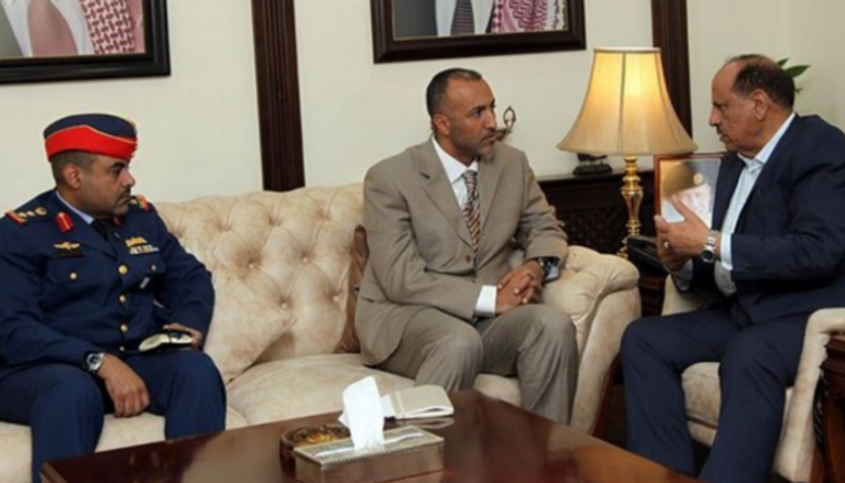 وزير داخلية الأردن خلال لقاء رئيس الوفد الأمني الإماراتي