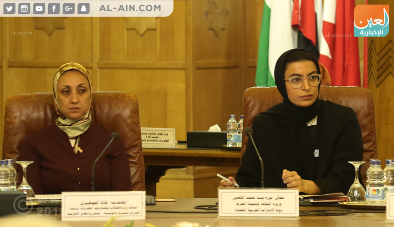 نورة الكعبي وزيرة الثقافة وتنمية المجتمع الإماراتية