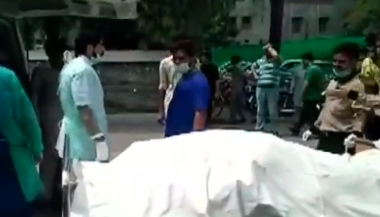 وفاة أسمن رجل في باكستان بعد مشاجرة بمستشفى