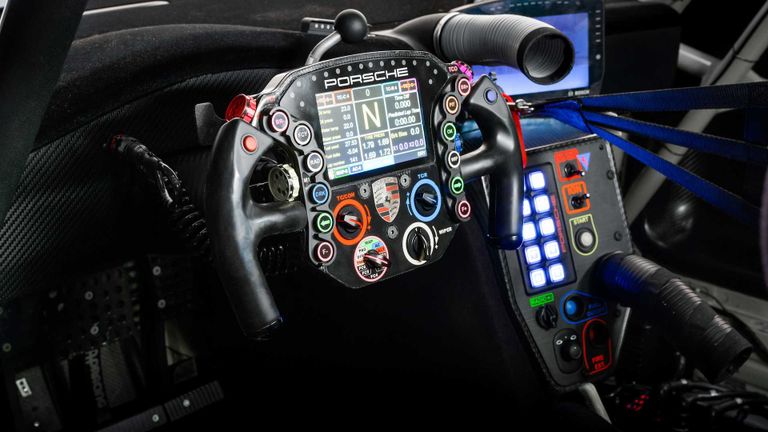 طراز بورش 911 RSR