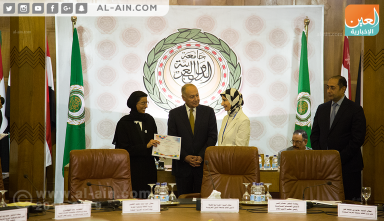 نورة الكعبي وزيرة الثقافة وتنمية المجتمع الإماراتية