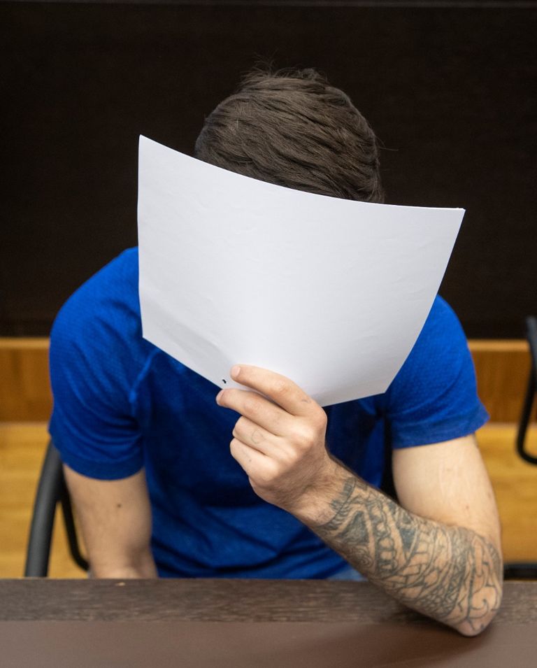 الشاب اغتصب وقتل المراهقة في إحدى الغابات