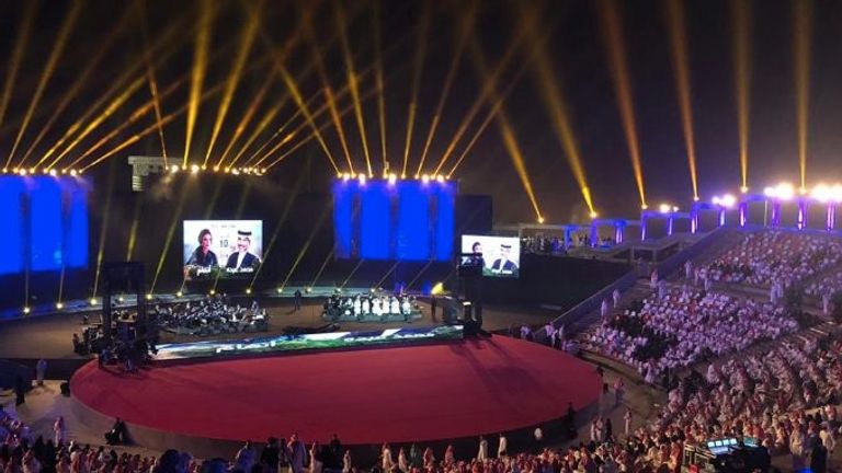 أنغام عبّرت عن سعادتها بحفاوة الاستقبال